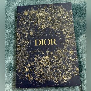 Dior notebook